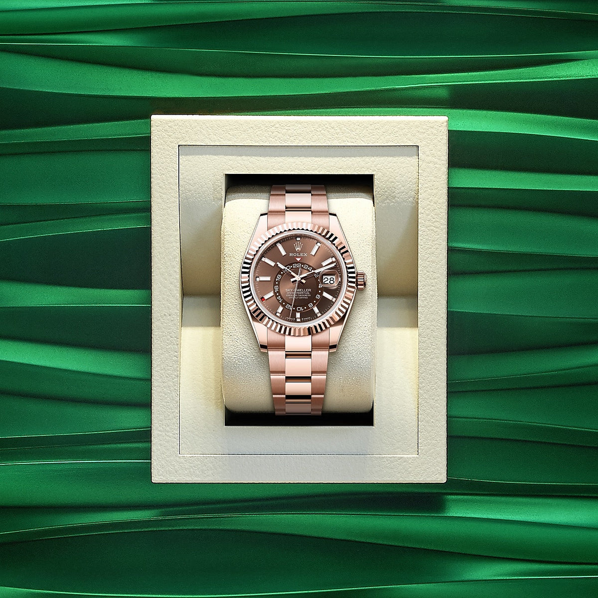 Sky-Dweller, 42mm, 18k Everose Gold, Ref# 336935-0002