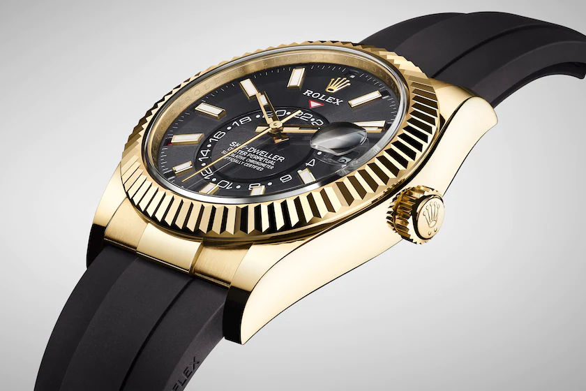 Sky-Dweller 40,8mm, 18k Yellow Gold, Oysterflex, Ref# 326238-0009