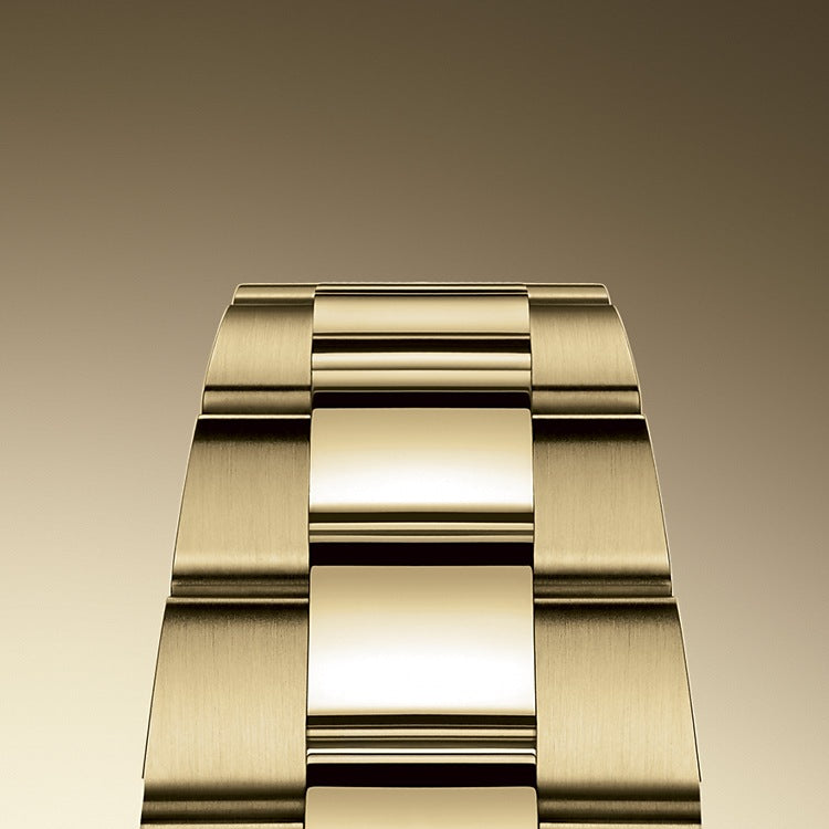 Sky-Dweller 42mm, 18k Yellow Gold, Ref# 326938-0004